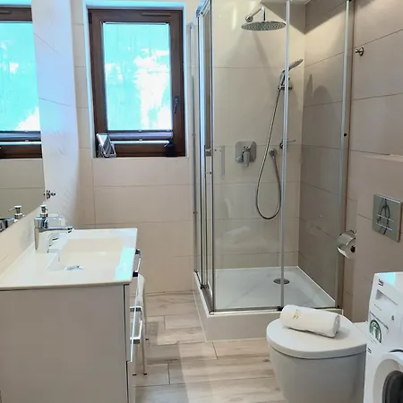 公寓 Apartamentb4 *